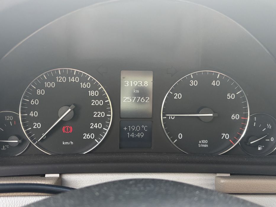 sprzedam mercedesa w203 c180 1.8 kompressor + LPG