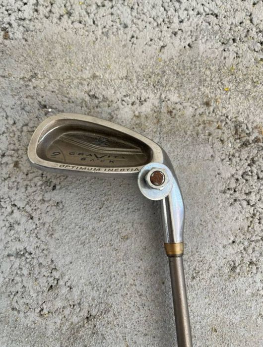 Vários Tacos De Golfe