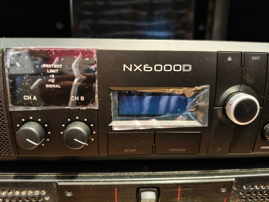 Profesjonalna końcówka mocy Behringer NX6000D