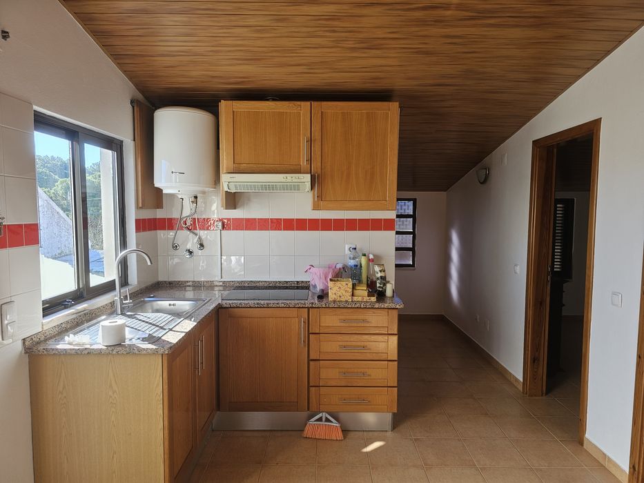 Moradia em canal-caveira