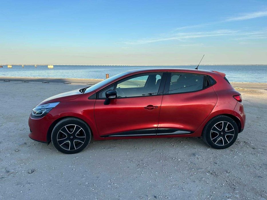 Renault Clio IV 1.5 dCi de 90 cv, de 2013, com 168.176 km