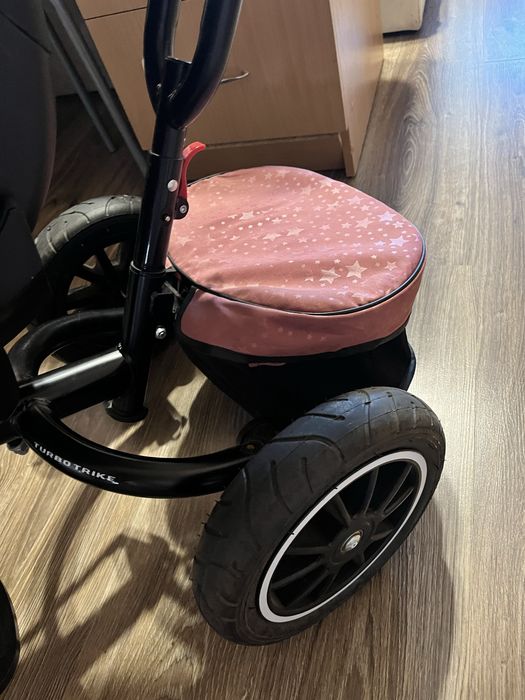 Дитячий триколісний велосипед Turbo Trike з поворотним сидінням 360°