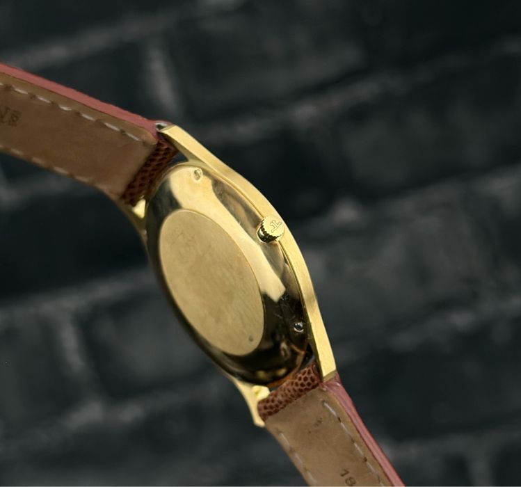Gold Jaeger-LeCoultre Master Ultra-Thin 4464 21