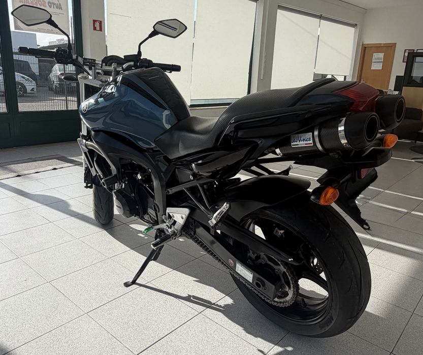 Yamaha FZ6 de 2007 em excelente estado.
