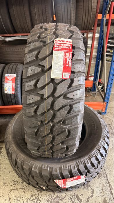 Pneus 35X12.50R20LT 121Q 10PR Sunfull Mont-Pro MT781 com 100% piso
