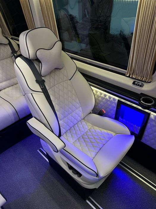 Перетяжка сидінь , обшивка сидінь , обшивка салону , перетяжка потолка