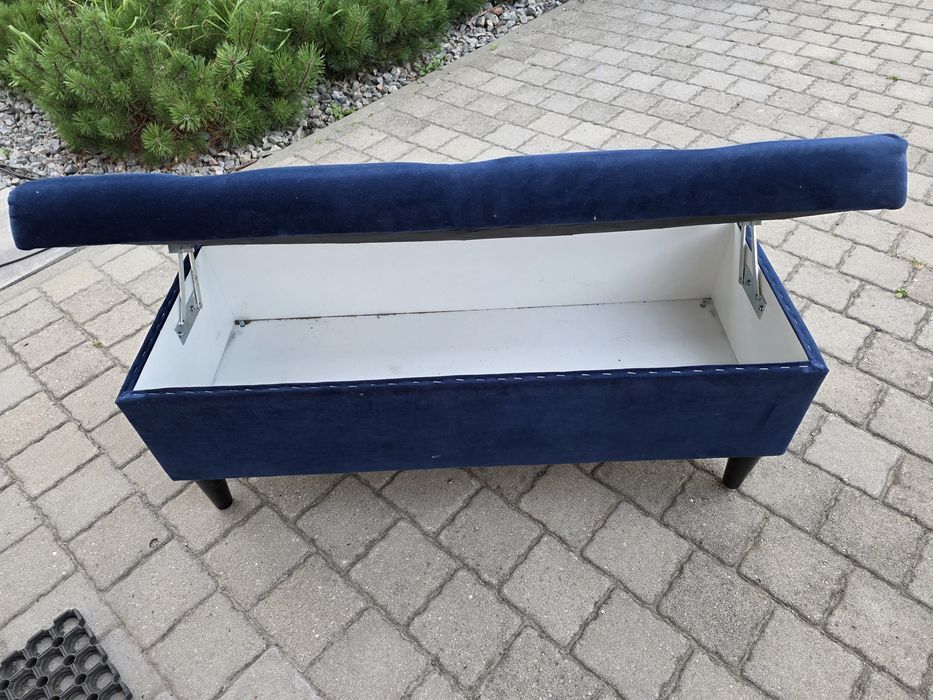 Siedzisko do pokoju z pojemnikiem na buty i ścianką