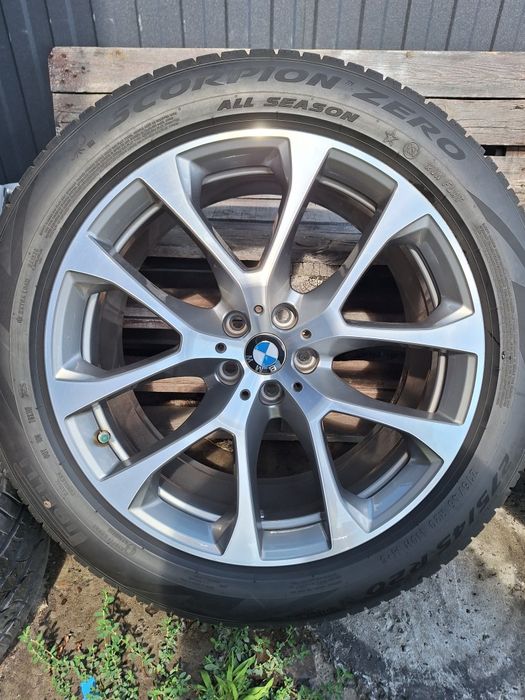 Колеса в зборі BMW R20 5×112 9j ET35 dia66.6 + шини 275/45 Pirelli + TPMS