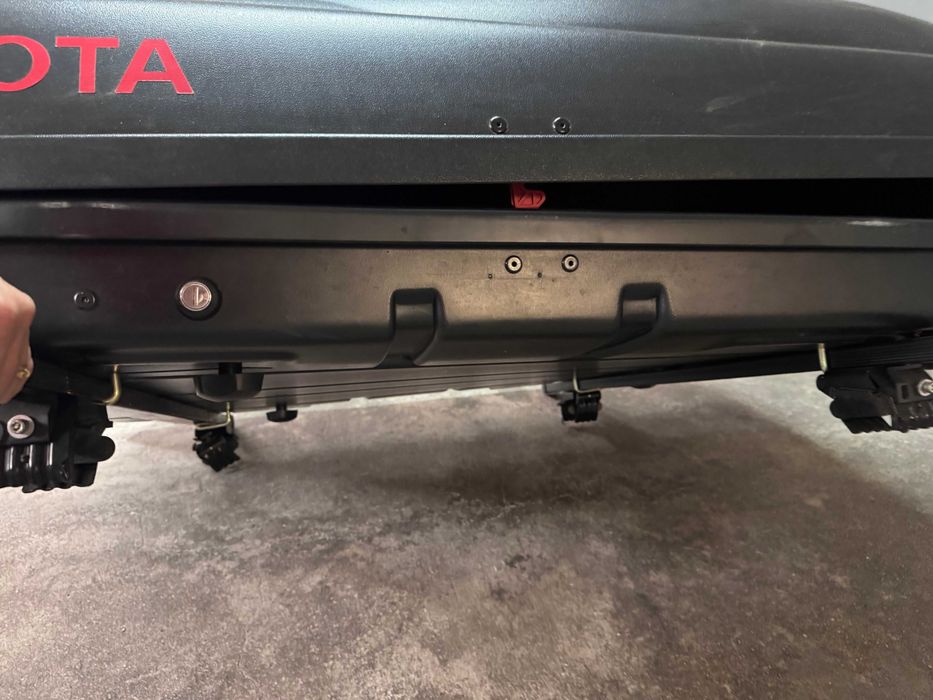 Mala / Caixa de Tejadilho Toyota Original – Como Nova – Grande Capacidade