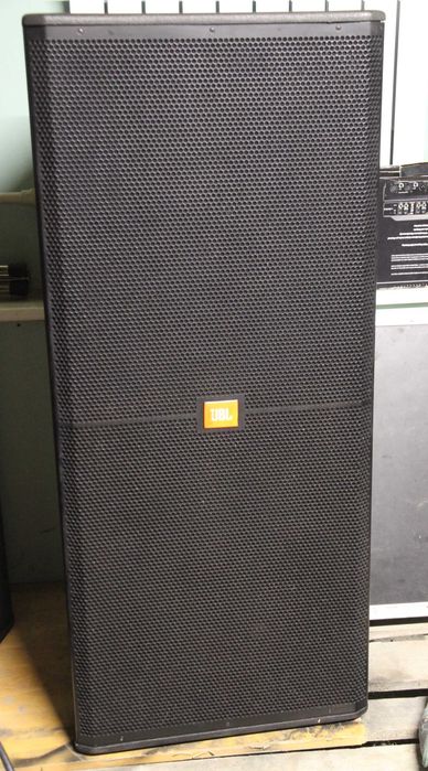 JBL SRX 725   акустические колонки и сабы jbl srx 728. made in USA.