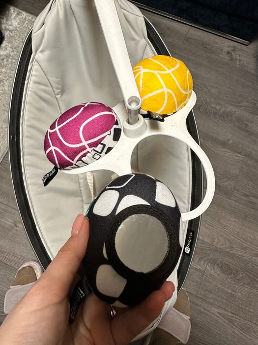 Заколисуючий центр 4moms MamaRoo 4.0