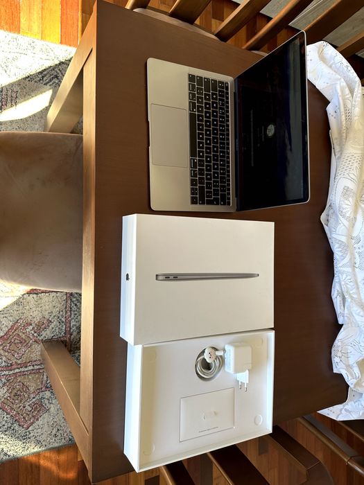 MacBook Air 2019