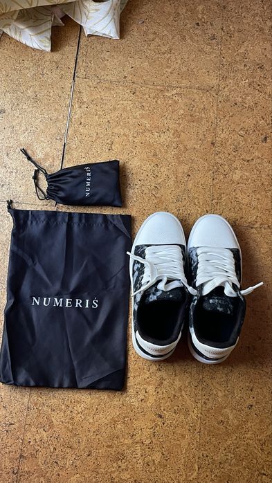 Tenis numeris nova
