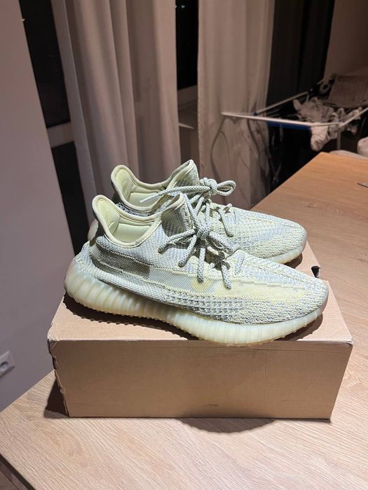 adidas Yeezy boost 350 v2 Antlia 42 beluga onyx white carbon black bo