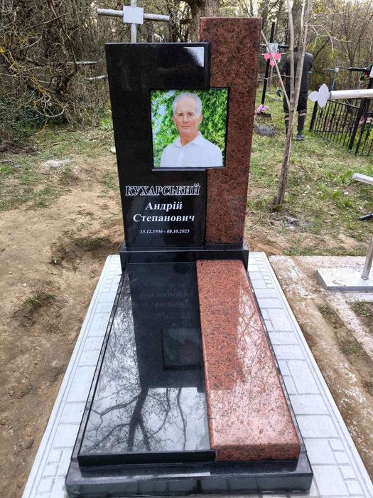 Пам'ятники від виробника