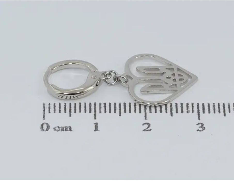 Різні сережки Xuping герб України