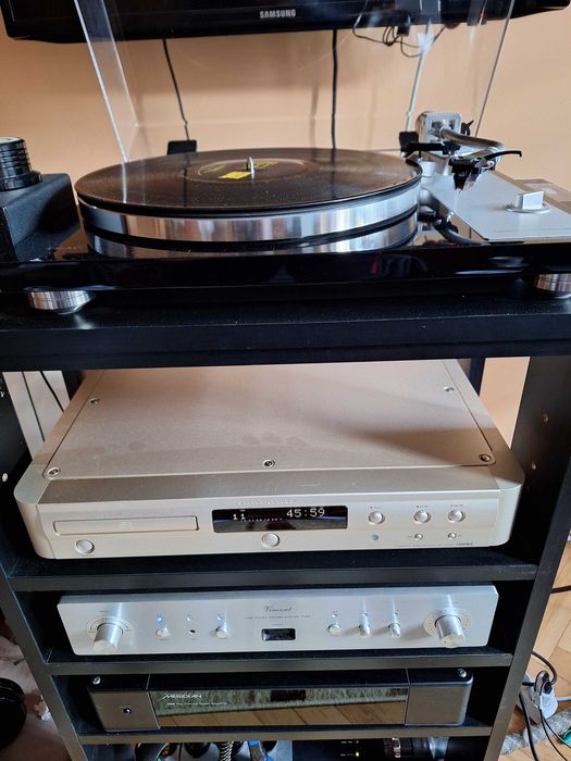 Szafka hi-fi na sprzęt audio- czarna  ( marantz rotel)