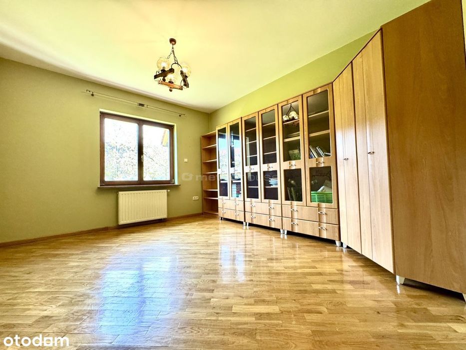 Przestronny dom dla rodziny 2+3 / blisko Centrum!