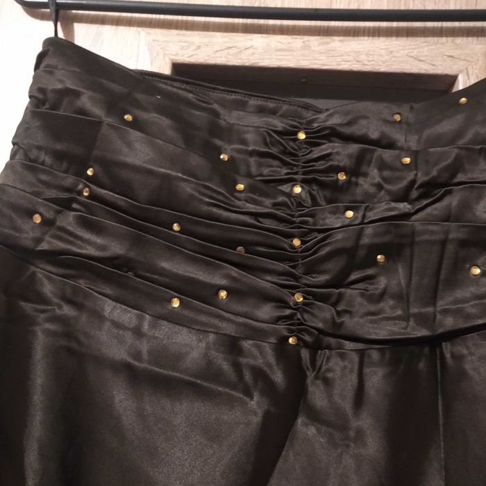 Spódnica atłasowa, rozmiar 38, kolor brązowy