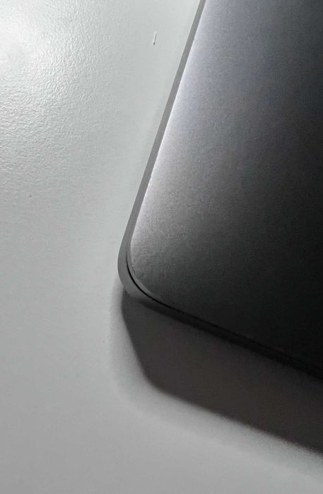 MacBook Pro 16″ (2019) — i9 / 16 GB / 1 TB