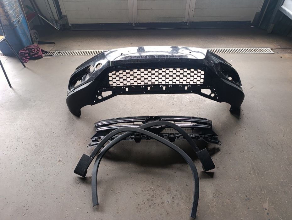 Бампер передний  volkswagen tiguan до 2016 року