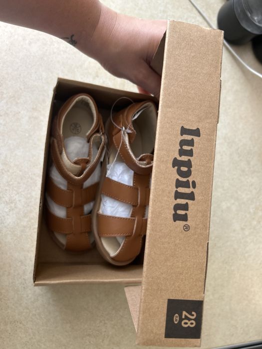 Nowe sandaly lupilu rozm 28