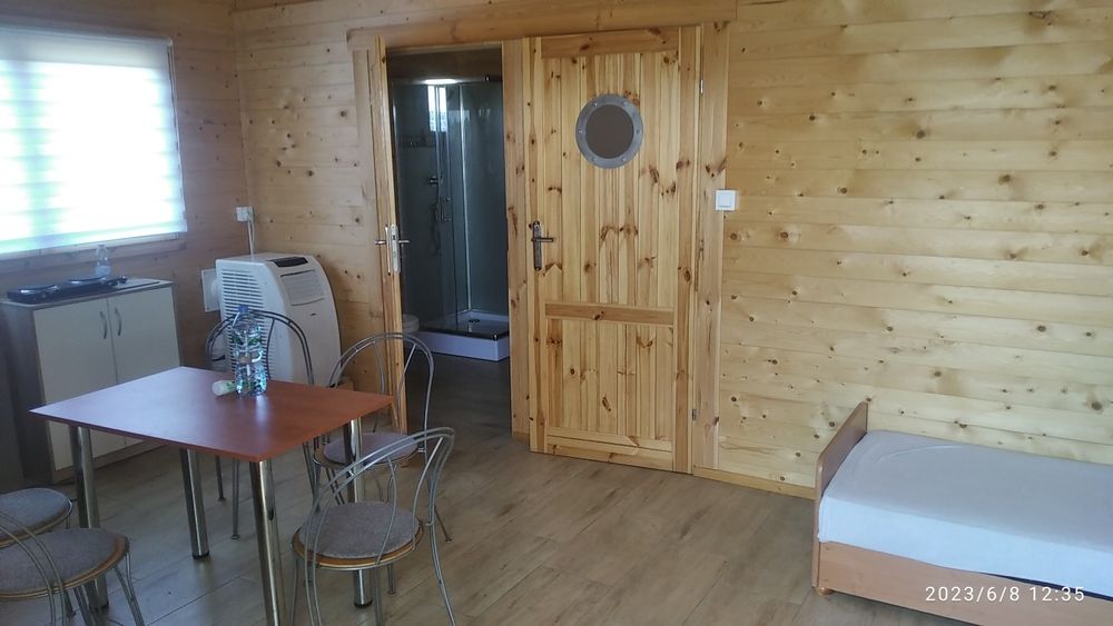 Wolne  domki 16 sierpnia