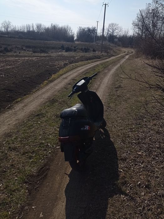 Продам мопеда хонду дітей 1 на ходу