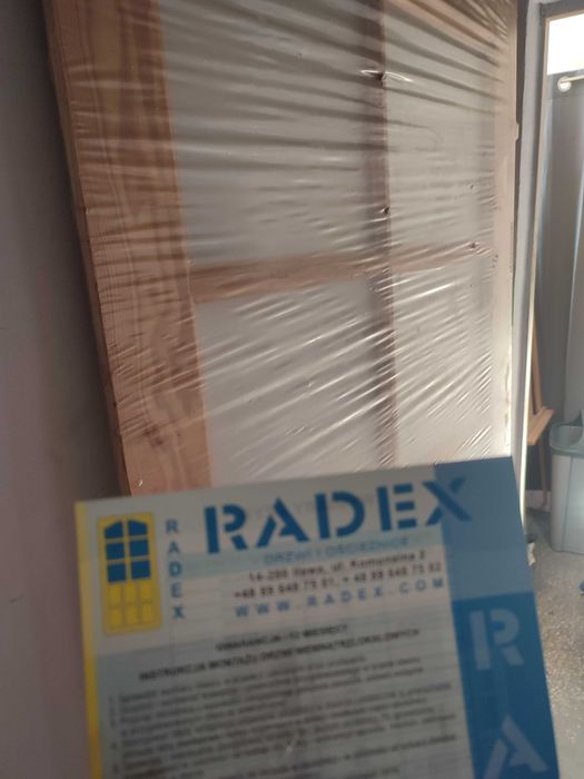Drzwi drewniane RADEX, nowe, prawe, 90 cm