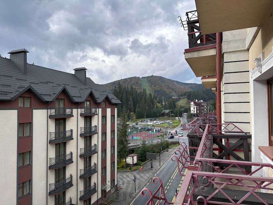 Апартаменти в готелі "Patkovski" площею 20 м² в центрі Буковеля