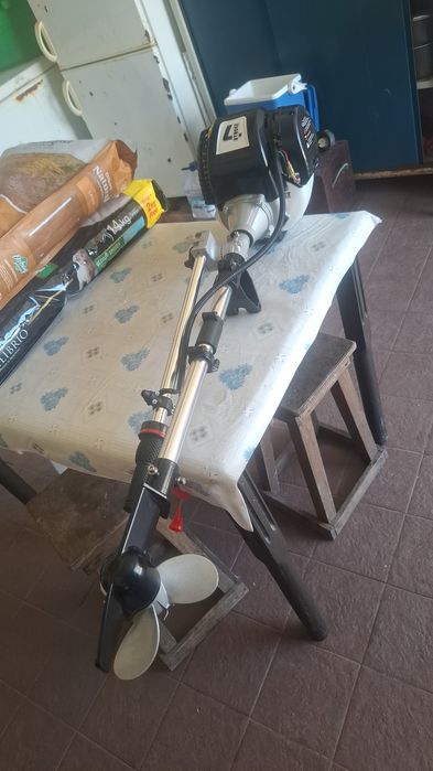 Vendo motor de popa 1.5cv 4 tempos