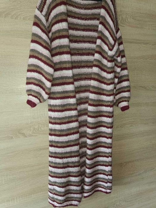 Nowy , długo kardigan w paski