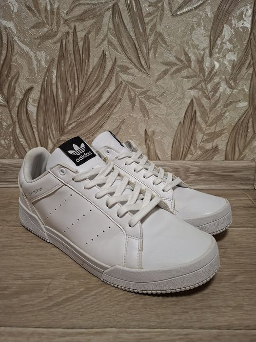 Кросівки  Adidas оригінальні