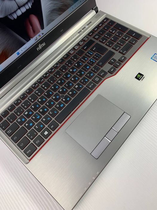 Ноутбук fujitsu h760