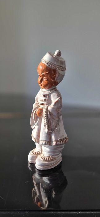 Rzeźba figura mnich budda,Chiny Azja orient terakota szkliwiona dekor