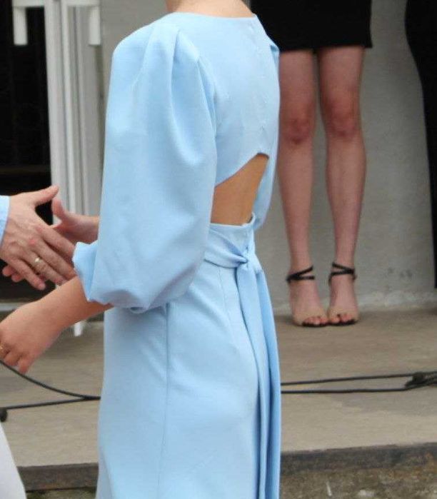 Випускна сукня, блакитна