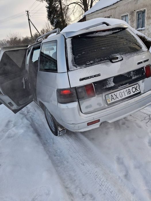 Продам машину ВАЗ 2111