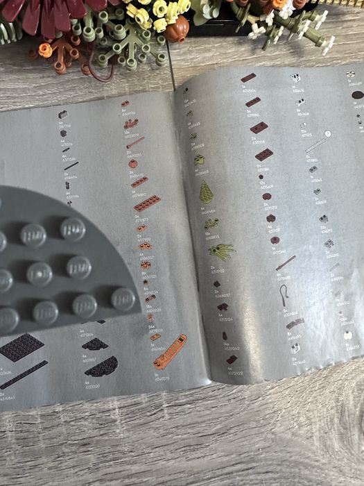 Продам б/в Lego icons 10314