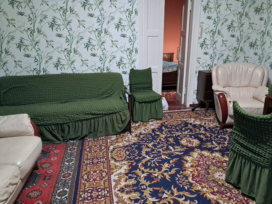 Здам в Центрі Вінниці біля міськради 2 кімнатну, є зона для барбекю і