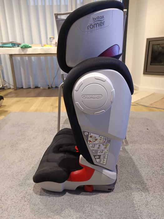 Cadeira Auto Britax Römer KIDFIX II XP SICT