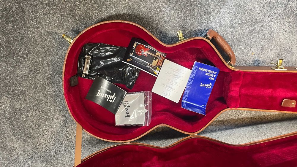 Gitara elektryczna Gibson ES-335 Sixties Cherry 2021