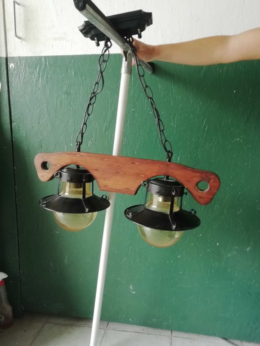 Candeeiro tipo rústico