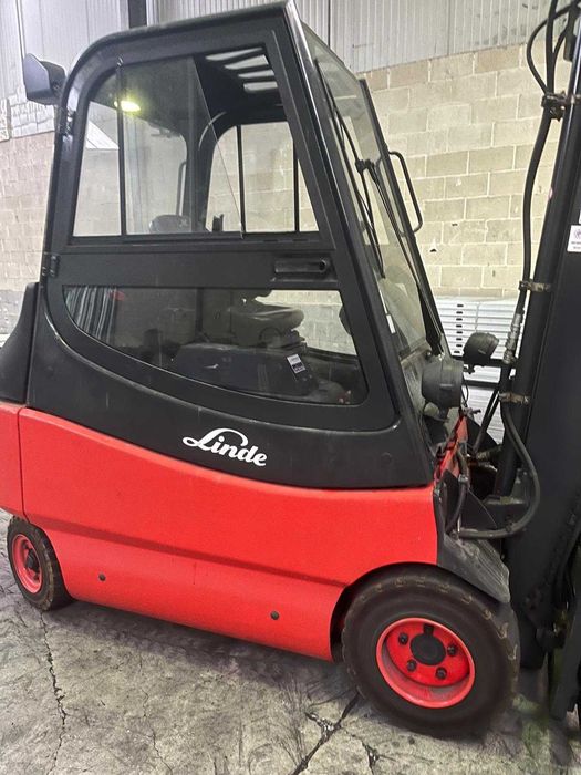 Empilhador Linde 3.5