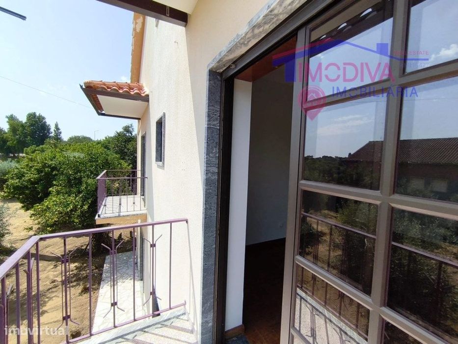 Apartamento T2 para arrendamento em Figueiró dos Vinhos