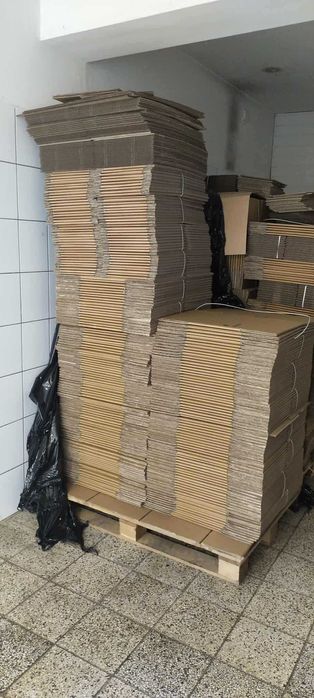 Kartony pudełka grube mocne