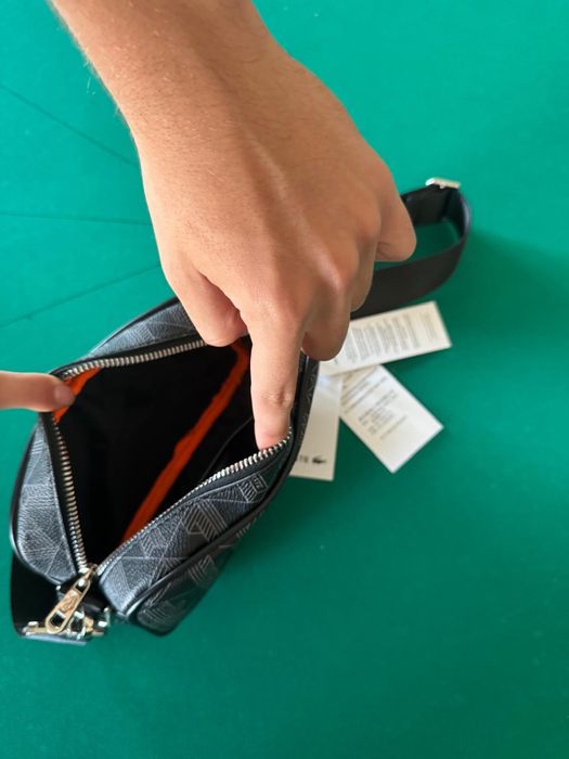 Bolsa Lacoste Monograma Preto