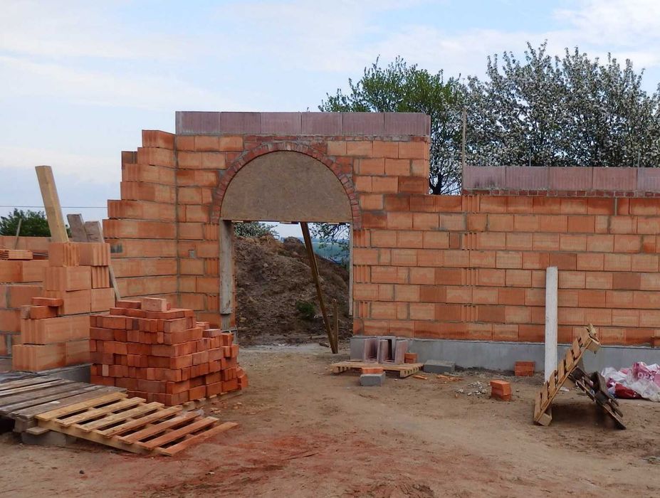 przymiar mustro łuk budowa