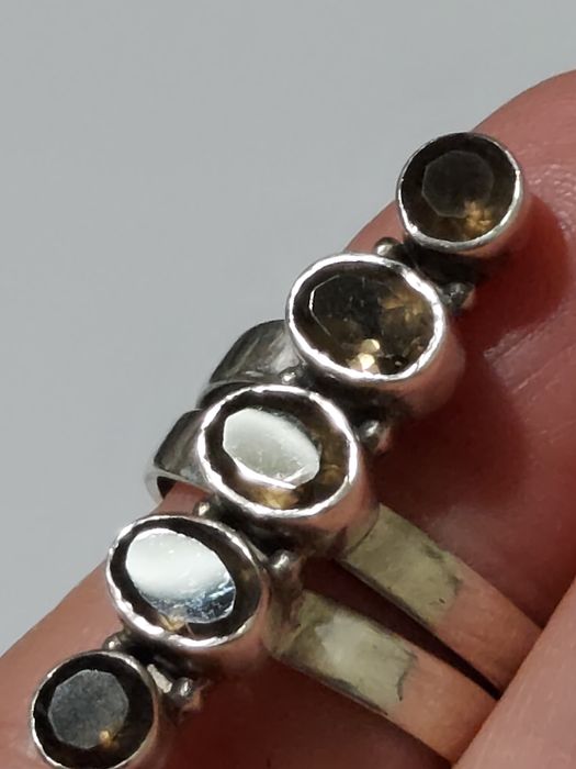 Piękny srebrny pierścionek kwarc dymny/topaz