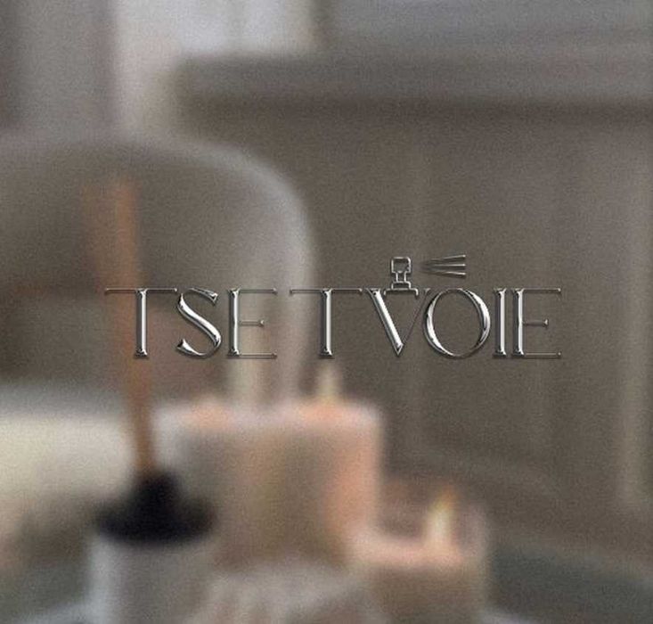 Графічний дизайнер • Логотип • Айдентика • Поліграфія • Упаковка