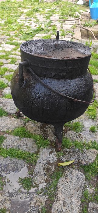 Panela 30L ferro fundido 3 pernas